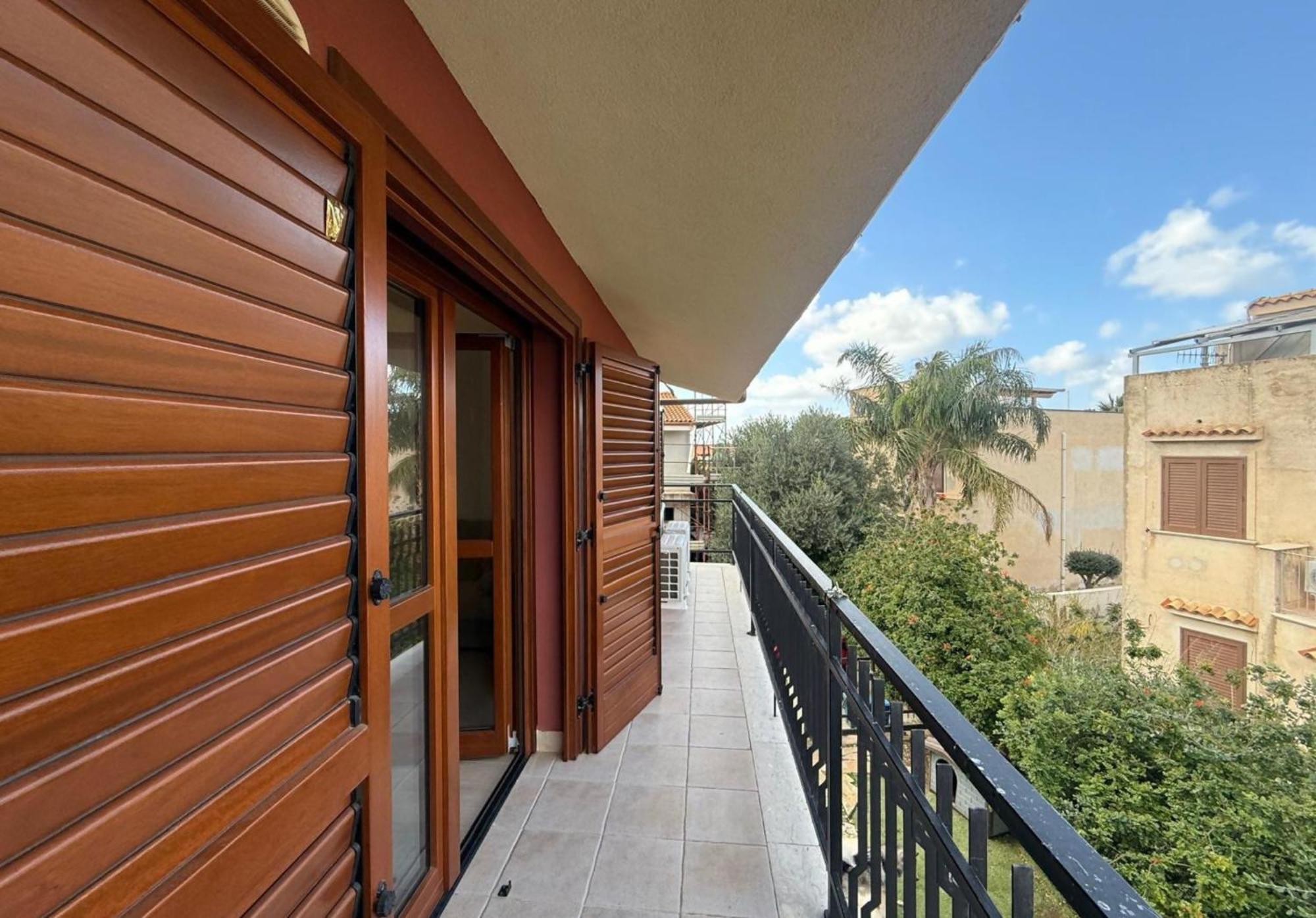 Semplice Bnb Bonagia วาลเดอรีส ภายนอก รูปภาพ